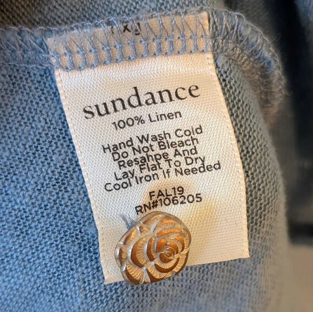 Sundance Women's Blue Linen Smocked Neck Beauty Days Long Sleeve Henley XL - Picture 8 of 8